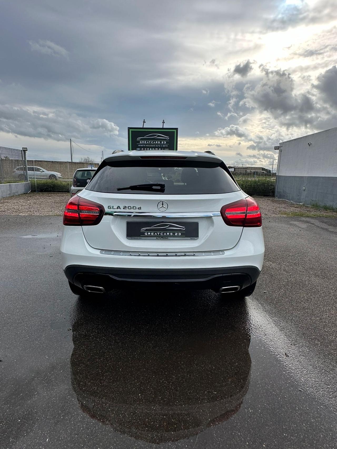 Mercedes-benz GLA 200 d Automatic Premium