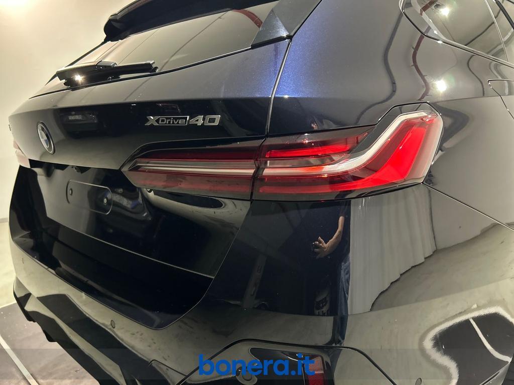 BMW i5 Touring xDrive40