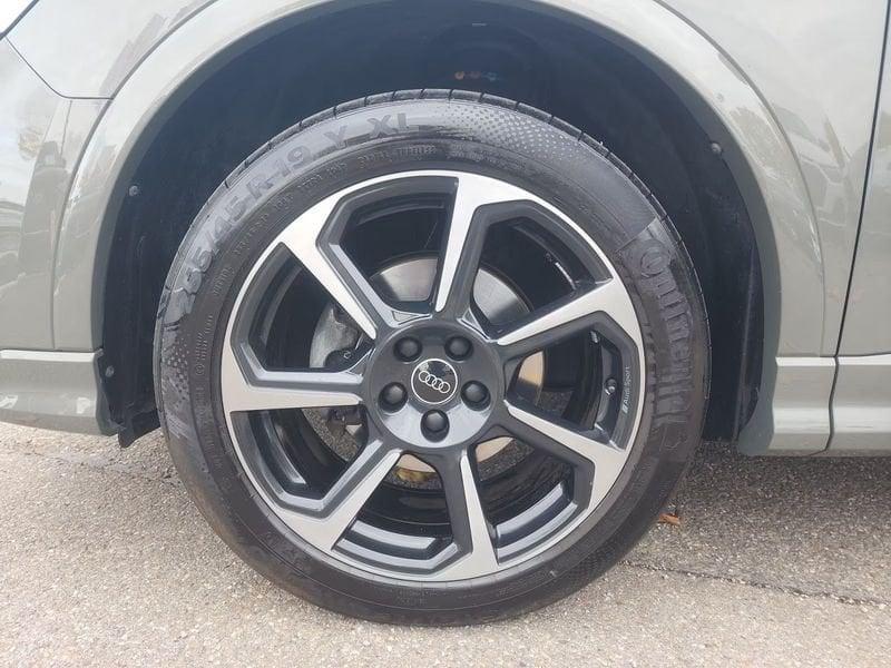 Audi Q3 Q3 35 TDI S tronic S line edition Matrix Led ACC Black Pack Gancio