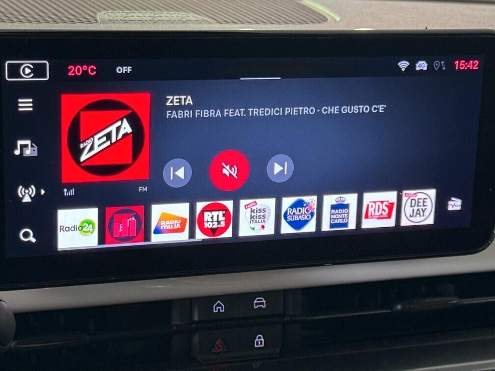 Fiat 600 1.2 hybrid 145cv auto Led Navi Cam App conn 17"