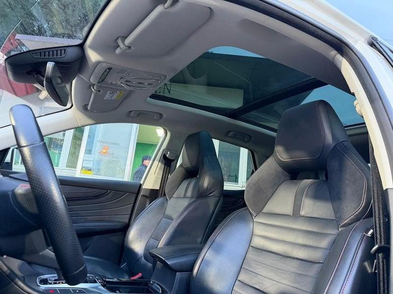 MG EHS Plug-in Hybrid Luxury