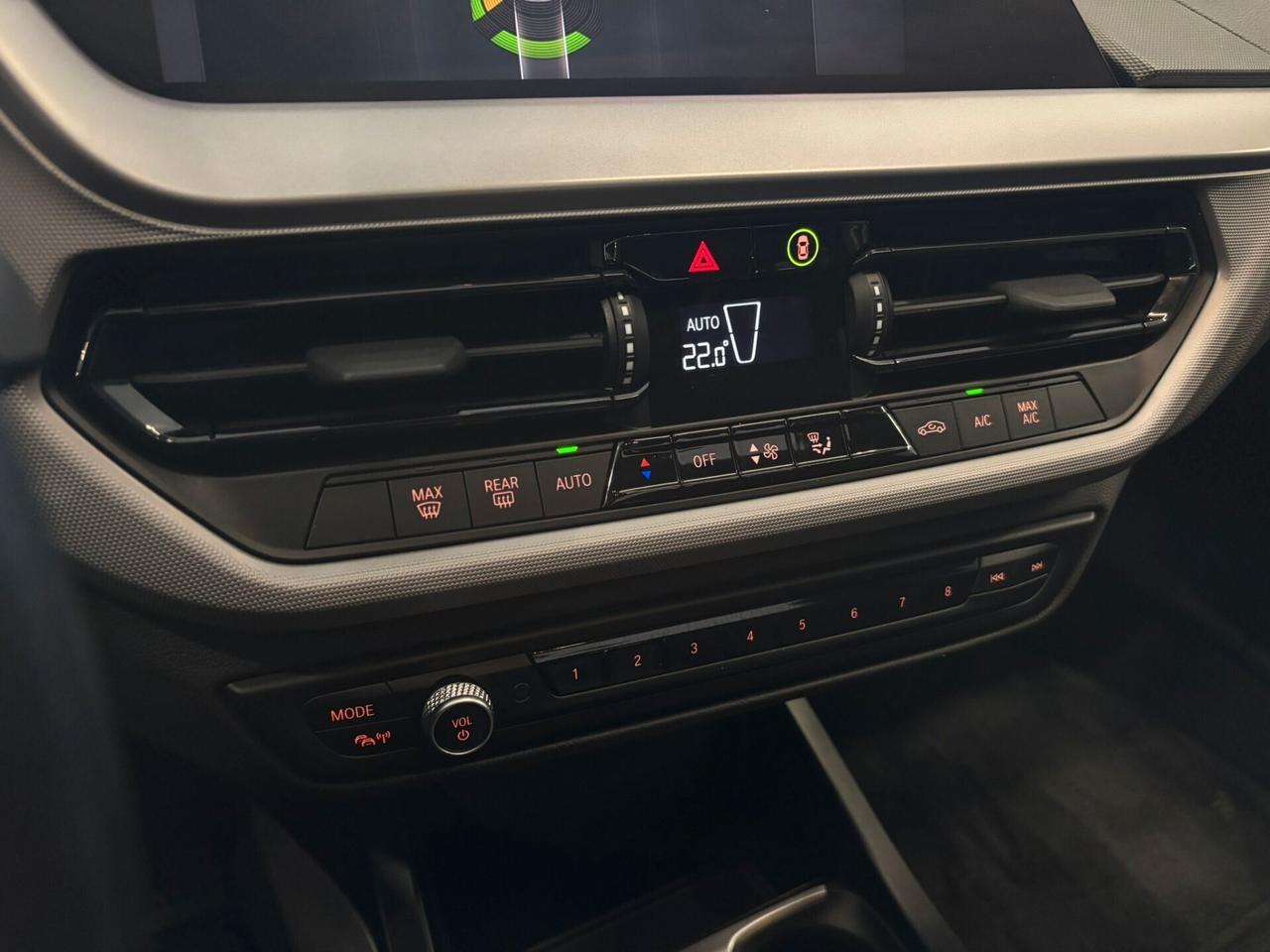 Bmw 116d 5p. Business Advantage 1.5 116CV Tetto Apribile