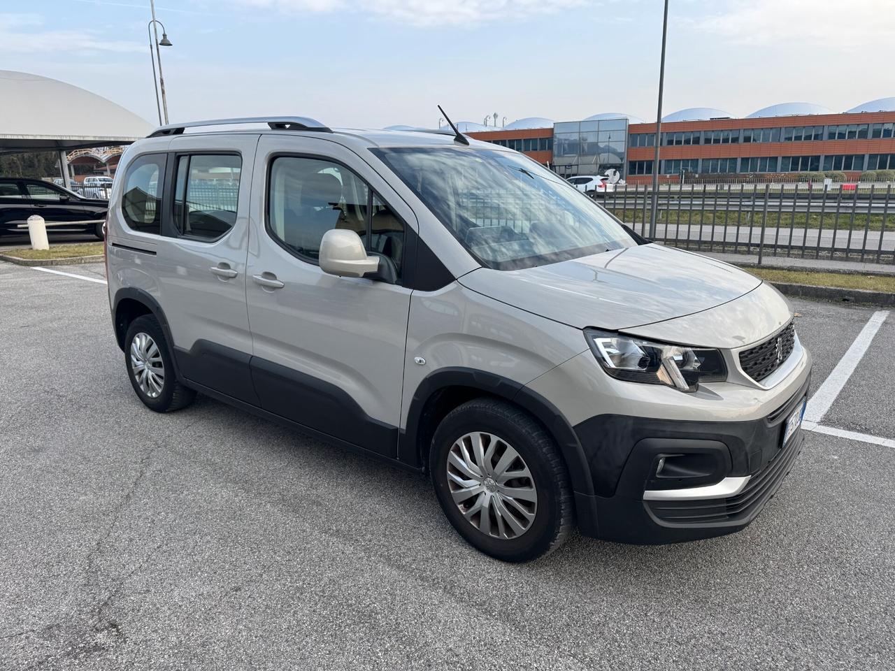 Peugeot Rifter 1.5 BlueHDi 100CV Active Standard Manuale