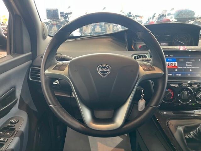 Lancia Ypsilon 1.0 firefly hybrid Gold Plus *NEOPATENTATI*