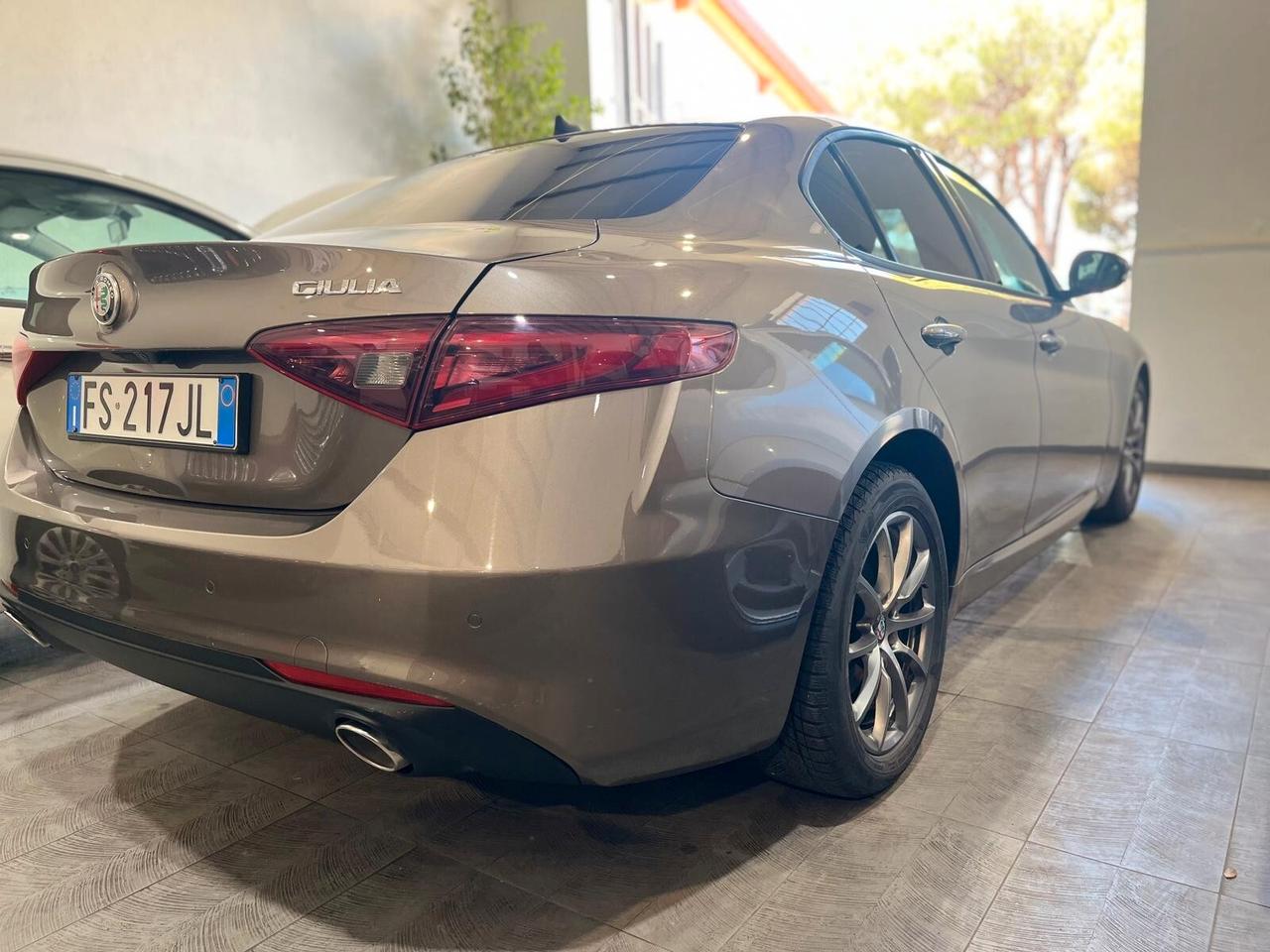 ALFA ROMEO GIULIA 2.2 Turbodiesel 180 CV 102340KM *UNICOPRO*