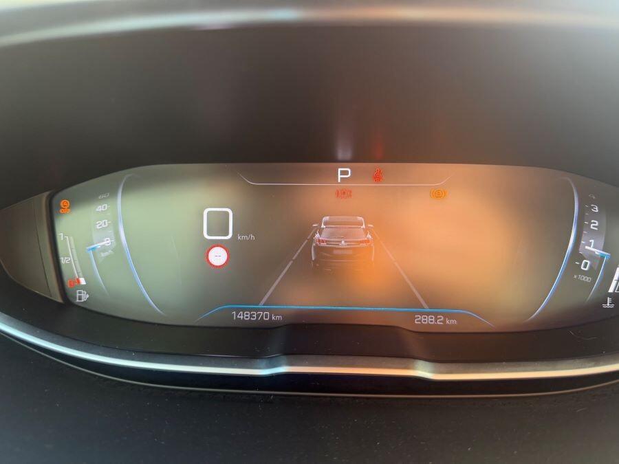 PEUGEOT 3008 1.5 HDI AUTOM 130 BUSINESS CERTIFICAT