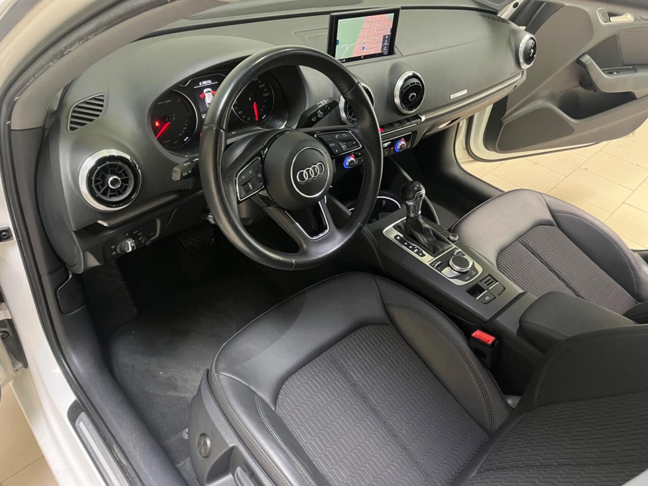 Audi A3 SPB 2.0 150cv TDI S tronic Sport