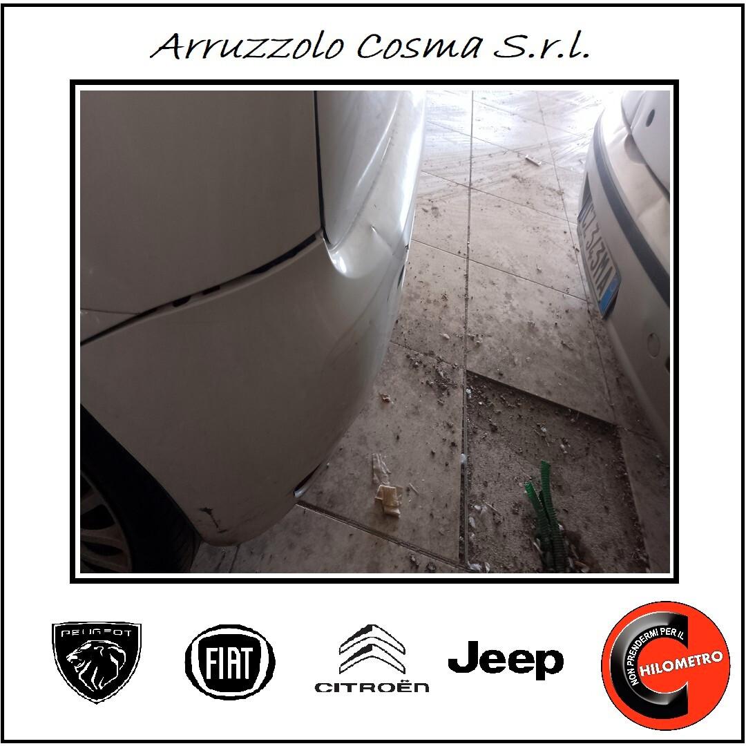 Fiat Punto 1.3 MJT II 75 CV 5 porte Young-Auto vista/piaciuta -problemi al motore per consumo olio