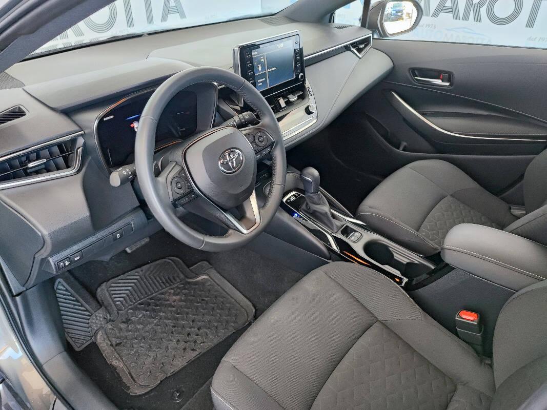 Toyota Corolla 2.0h Style cvt