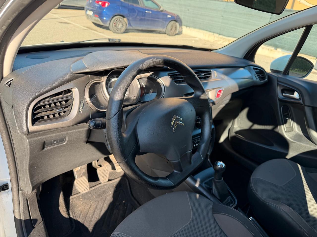 Citroen C3 1.0 - NEOPATENTATI - 12 MESI DI GARANZIA -