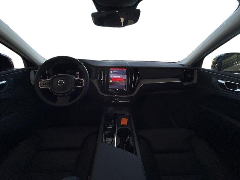 Volvo XC60 T6 Plug-in hybrid AWD automatico Plus Dark