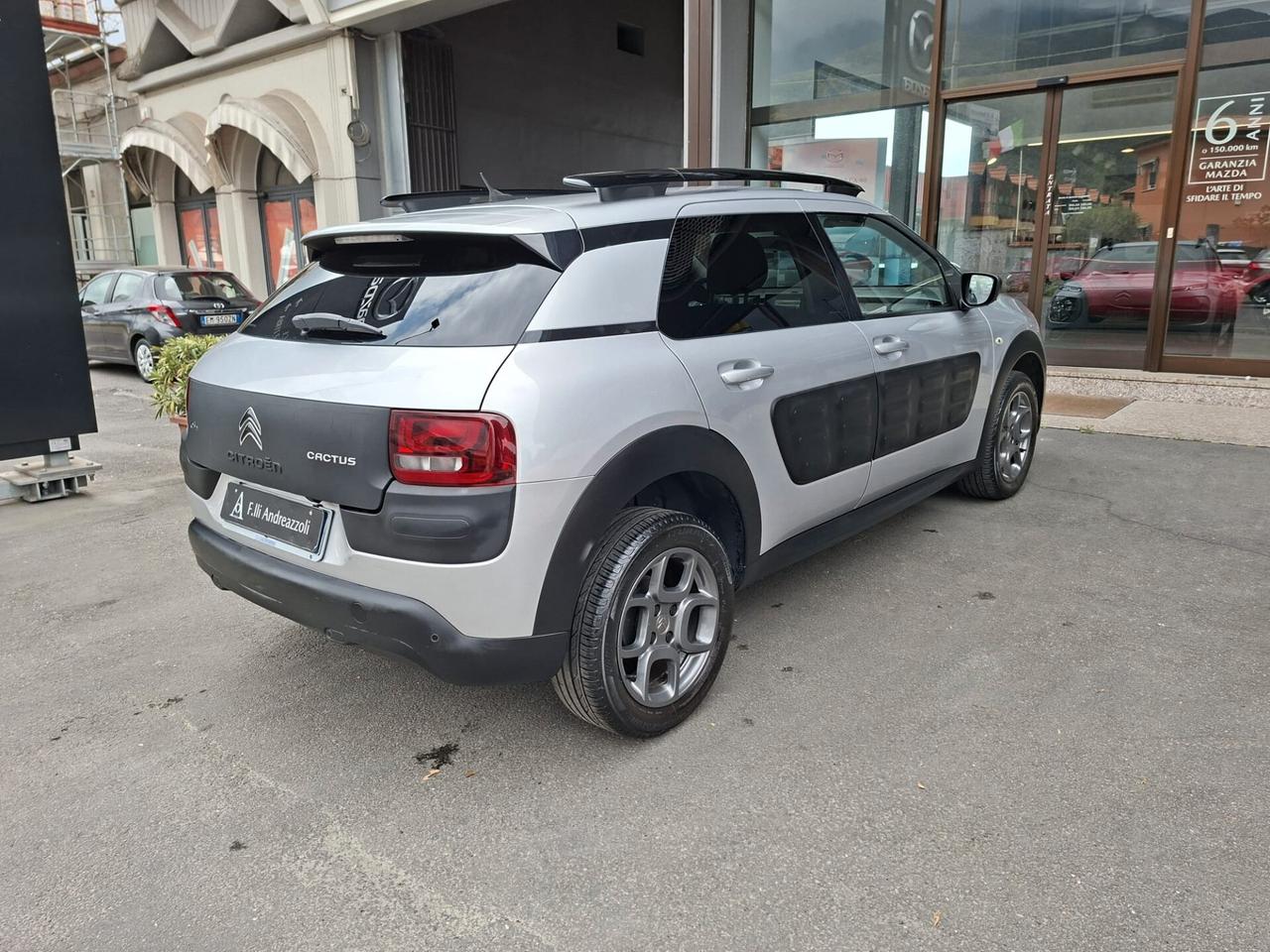 Citroen C4 Cactus BlueHDi 100 S&S Shine