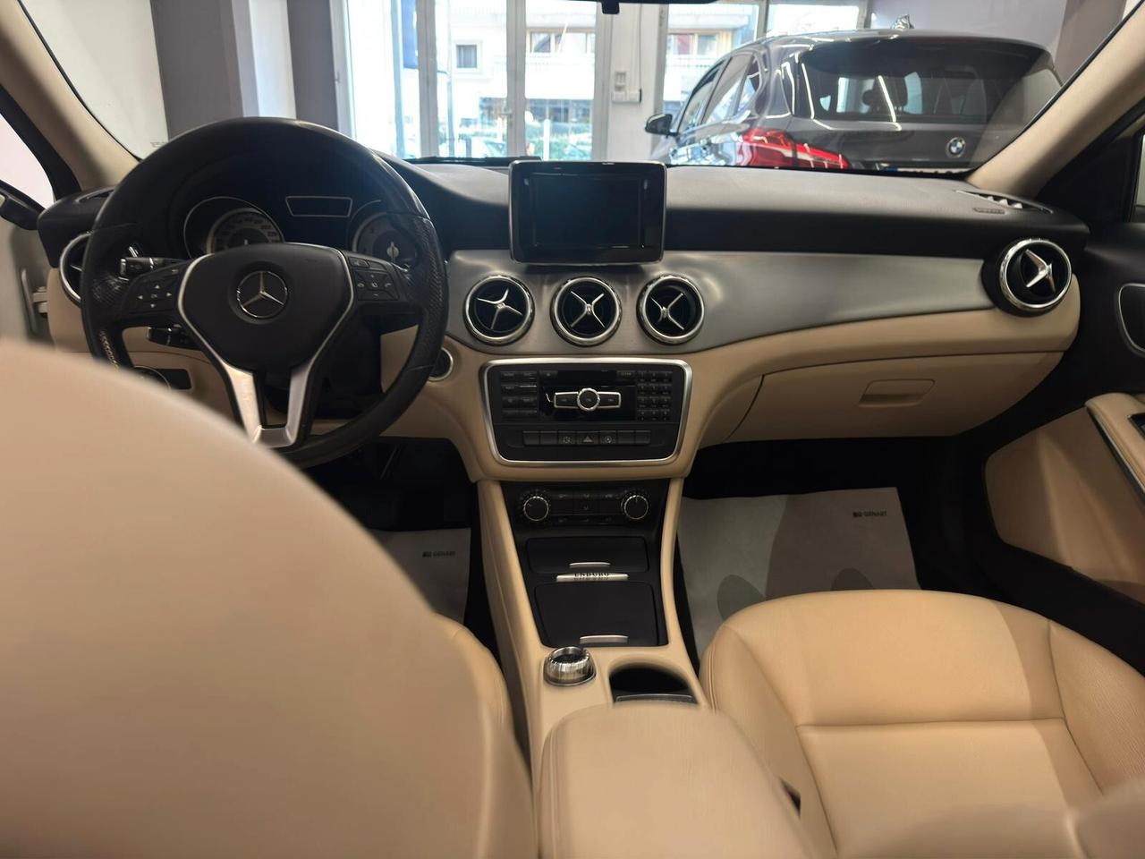 Mercedes-benz GLA 180 d Automatic Enduro