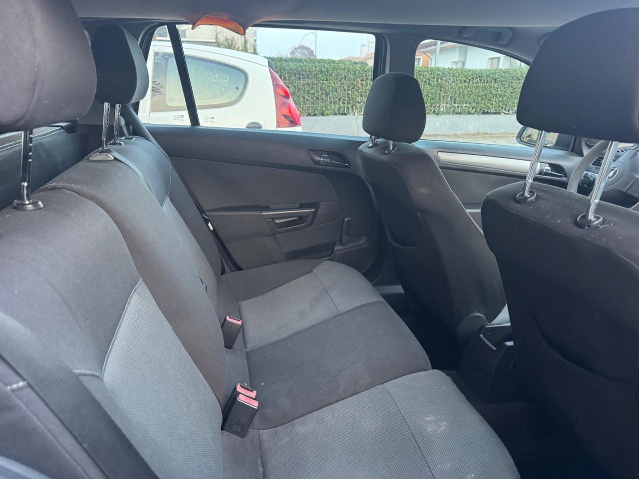 Opel Astra 1.4 16V Twinport 5 porte Enjoy