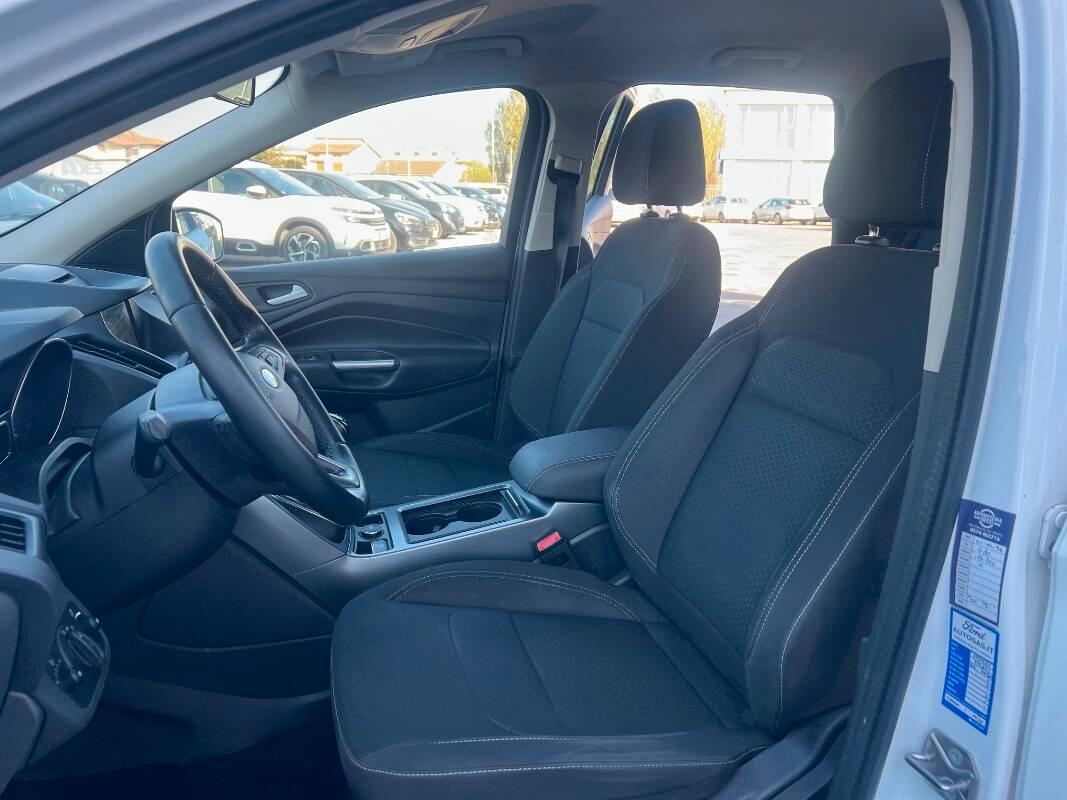 Ford Kuga 1.5 tdci Plus s&s 2wd 120cv