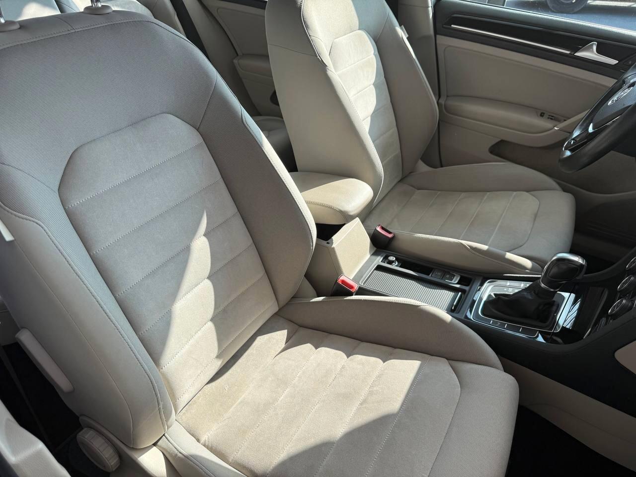 Volkswagen Golf 2.0 TDI DSG 5p. Executive BlueMotion Technology - AUTOMATICO - EURO6