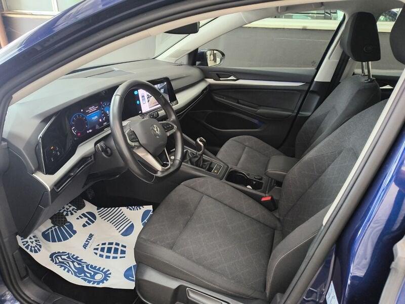 Volkswagen Golf 1.0 TSI EVO Life- prezzo reale