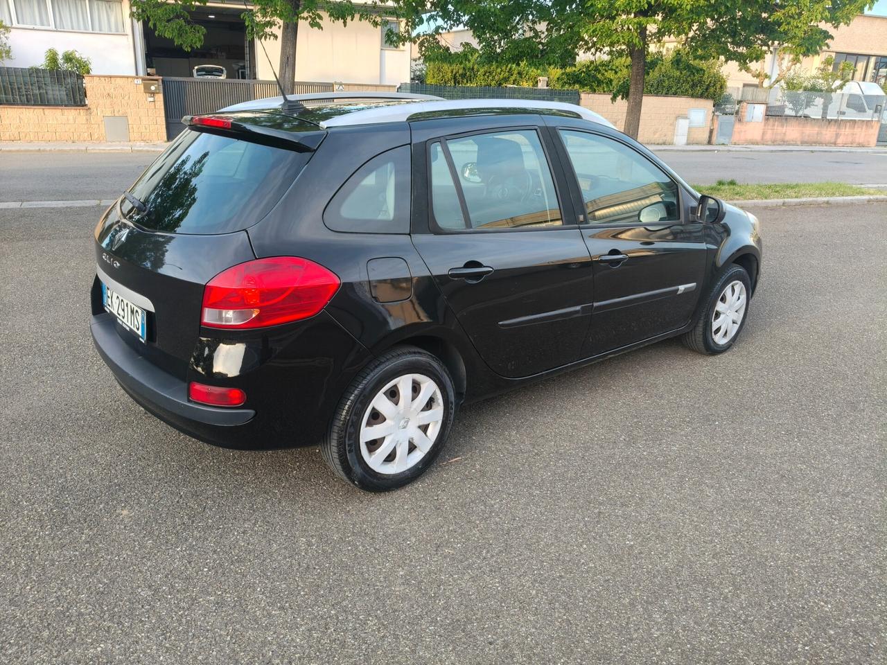 Renault Clio 1.2 sw del 2011 SOLO 105.000 KM