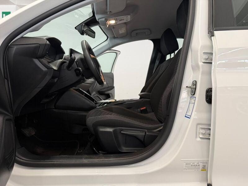 Peugeot e-208 Active e 156cv