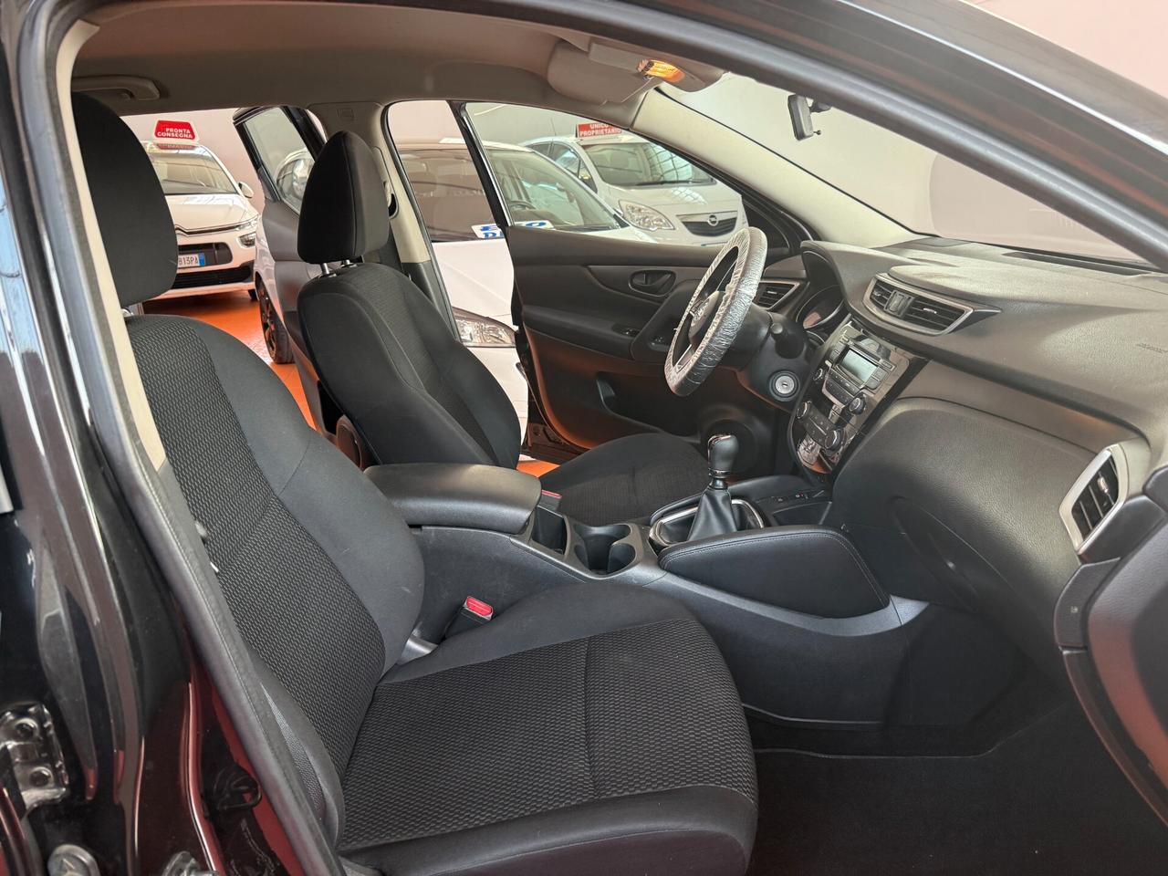 Nissan Qashqai 1.5 dCi 115 CV Visia