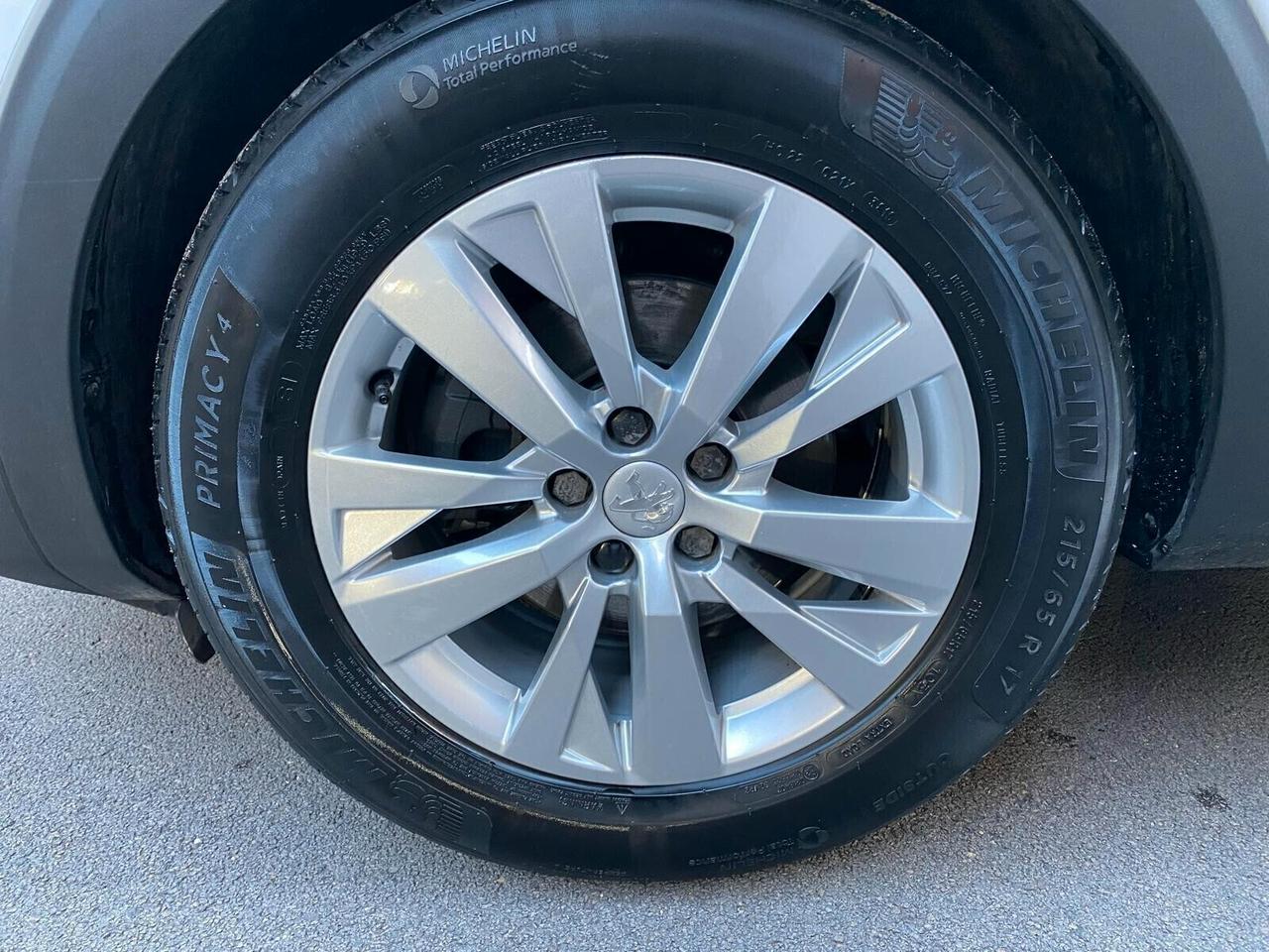 Peugeot 3008 BlueHDi 130 S&S EAT8 Active