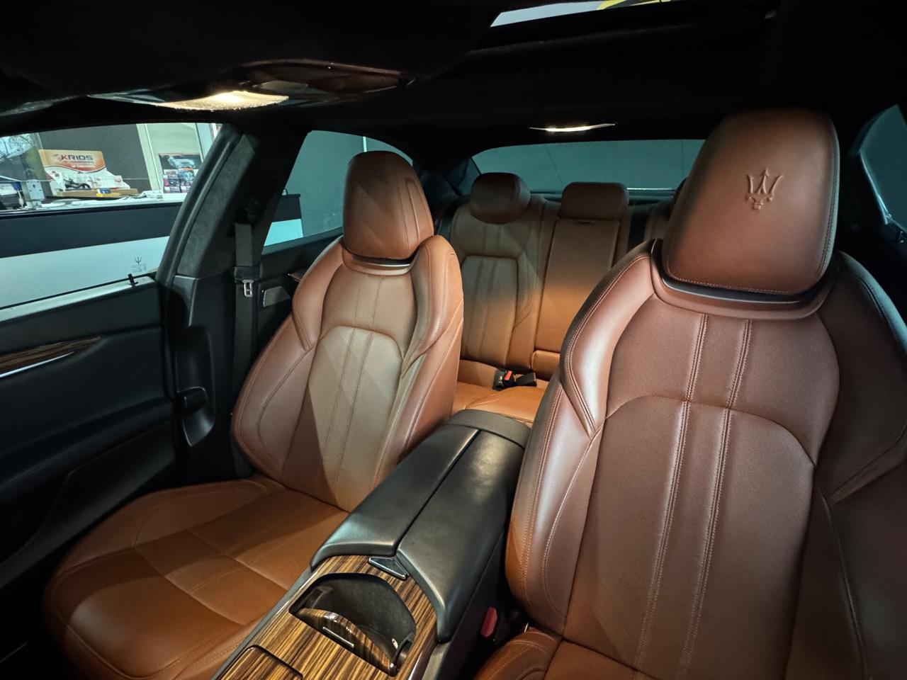 Maserati Ghibli V6 430 CV Q4 Gransport