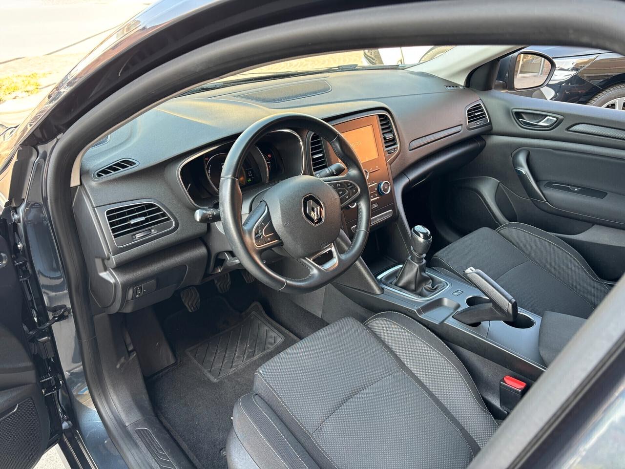 Renault Mégane Sporter Blue dCi 115 CV -11/2019