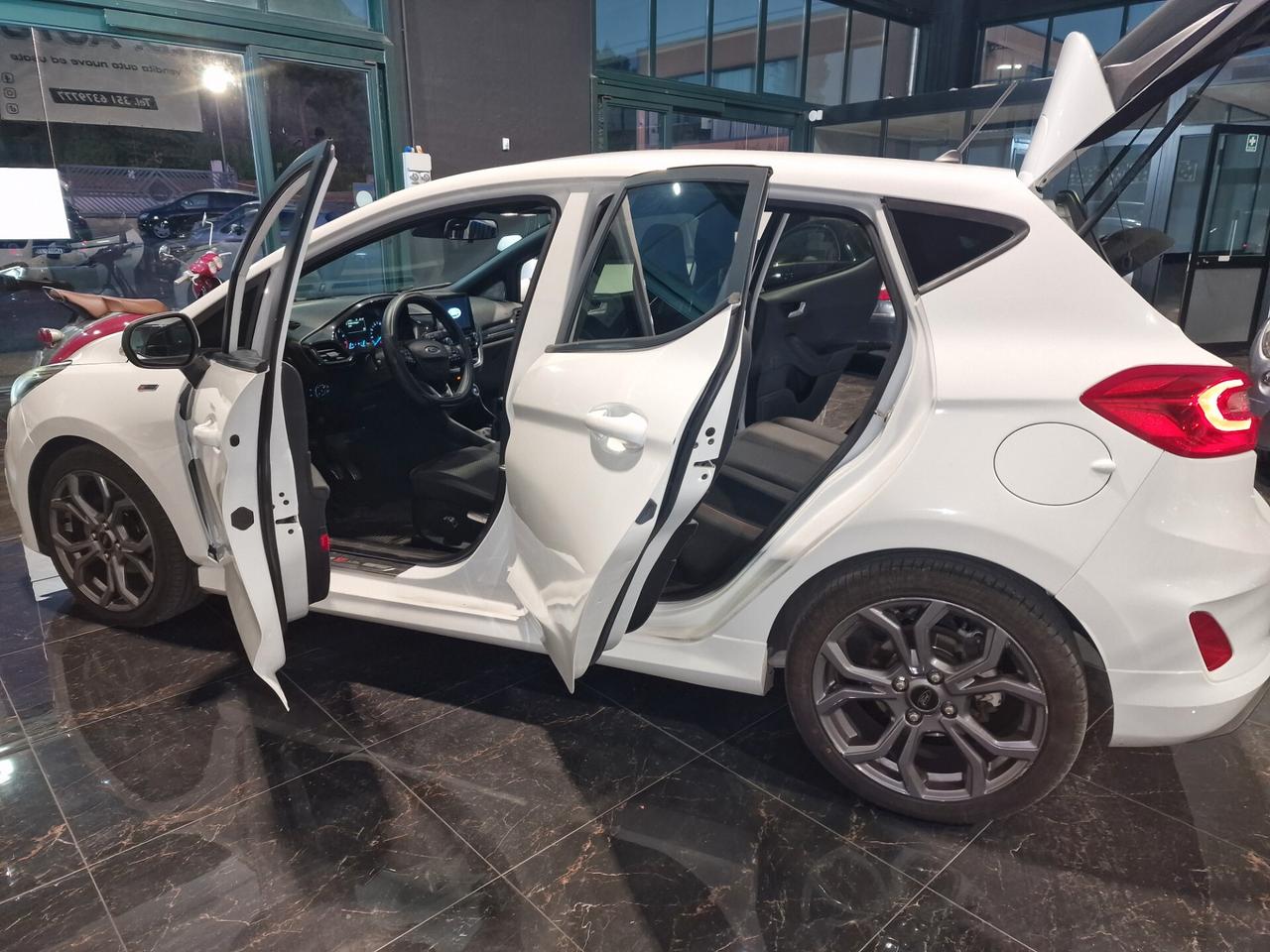 Ford Fiesta 1.1 85 CV 5 porte ST-Line, 132 mila chilometri