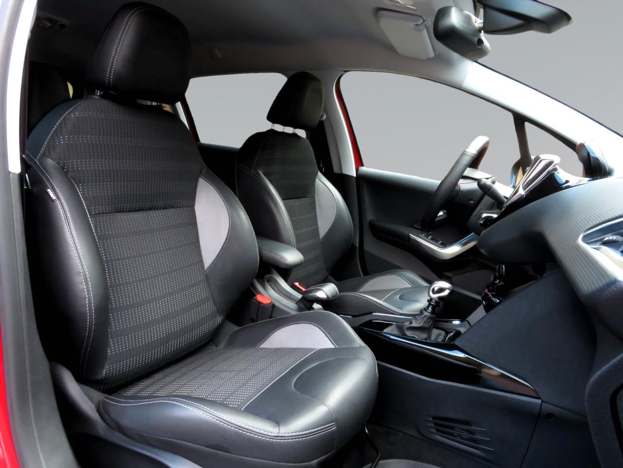 Peugeot 2008 BlueHDi 100 Allure