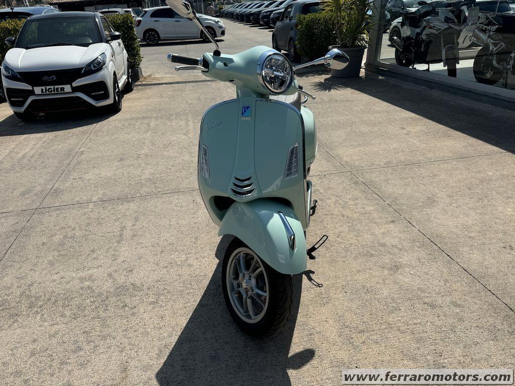 PIAGGIO VESPA GTS 300 NUOVA PRONTA CONSEGNA