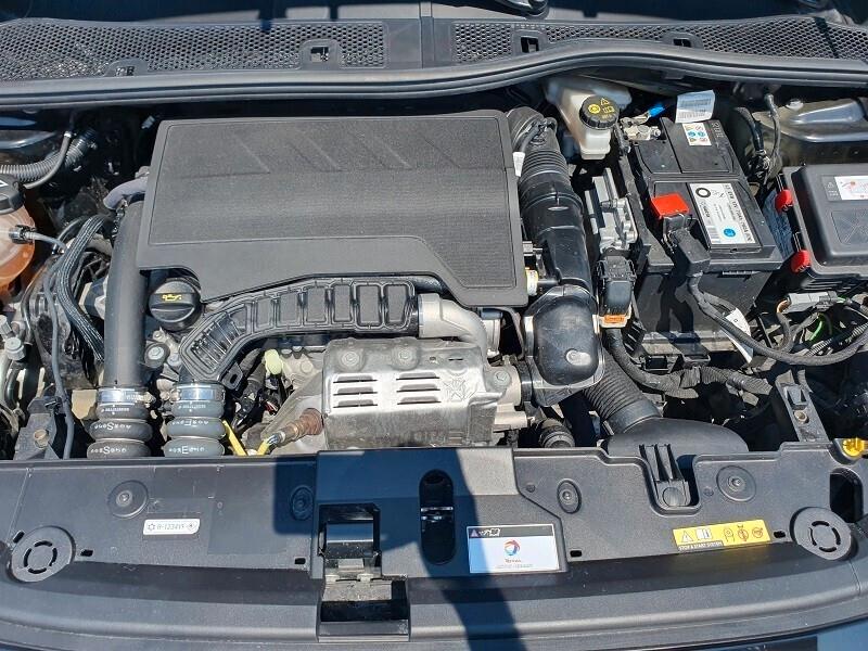 PEUGEOT 208 1.2 PureTech 100 S&S LED TOUCH 7 PARK