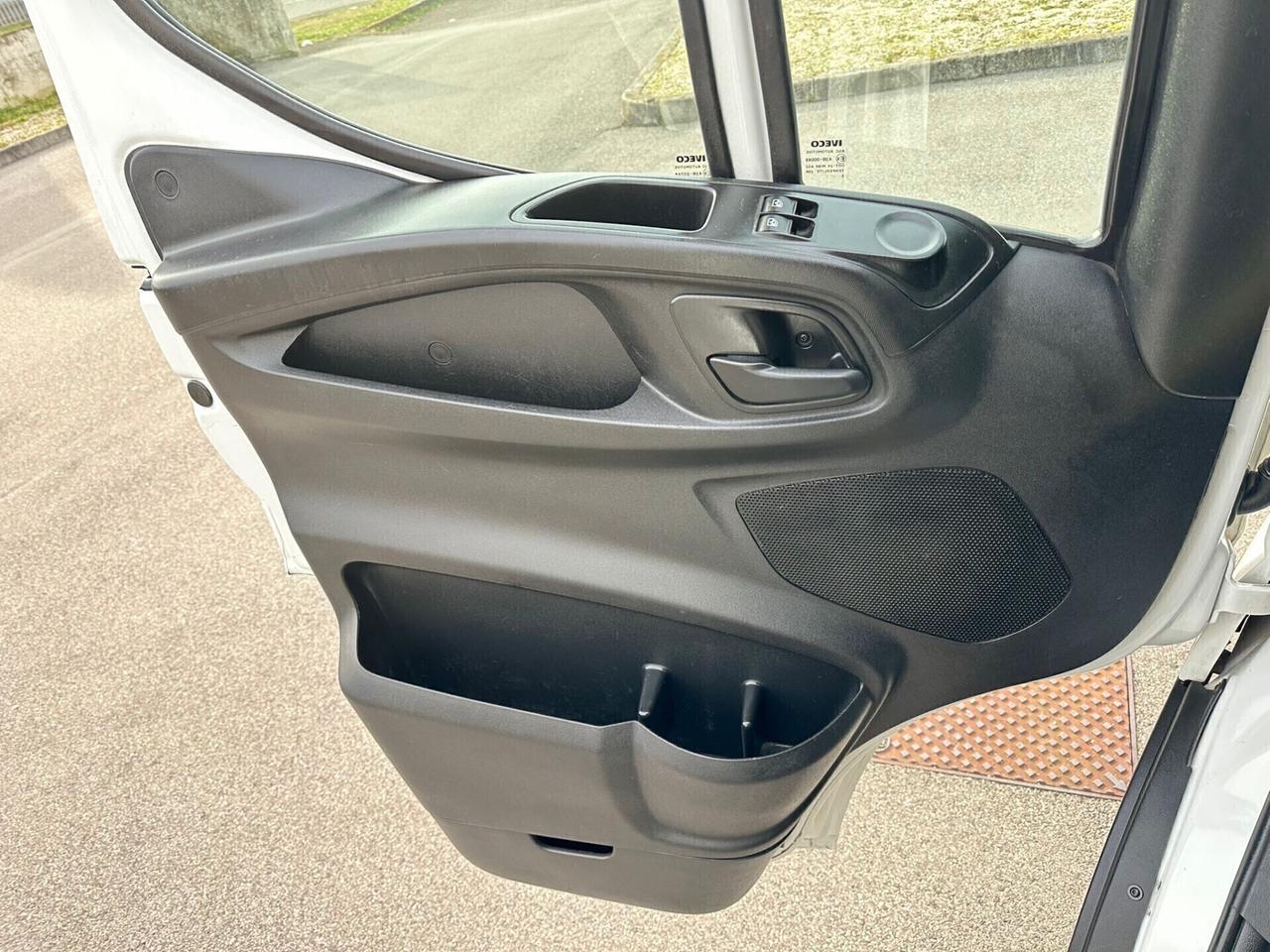 Iveco Dailly benzina metano cassone 4.40