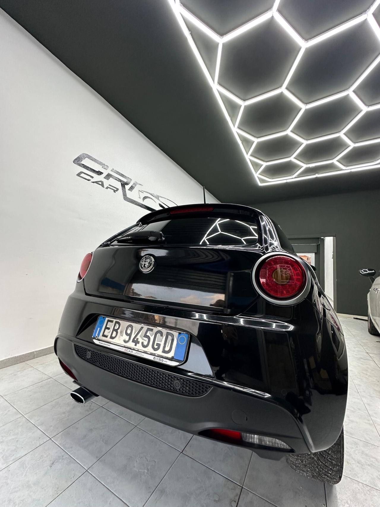 Alfa Romeo MiTo 1.6 JTDm 16V Distinctive Premium Pack