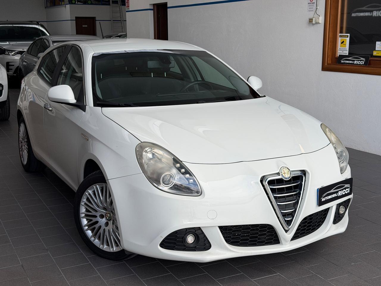 Alfa Romeo Giulietta 1.6 JTDm-2 105 CV Distinctive