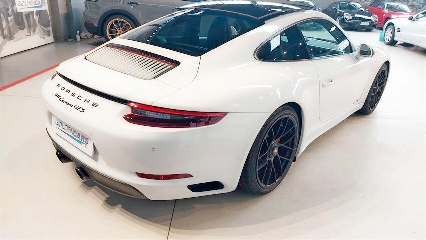 Porsche 911 991 3.0 Carrera Coupé GTS