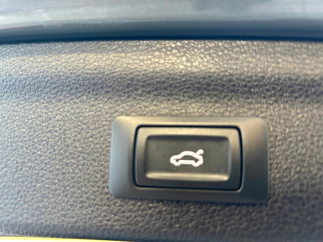 Audi Q3 40 TDI quattro S tronic line edition PELLE TOTALE