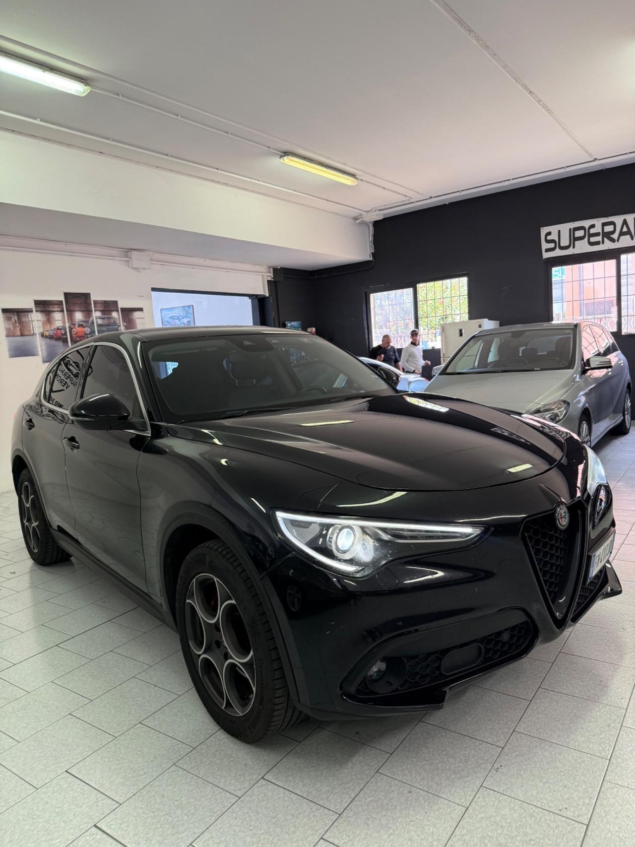 Alfa Romeo Stelvio 2.2 Turbodiesel 210 CV AT8 Q4 Executive