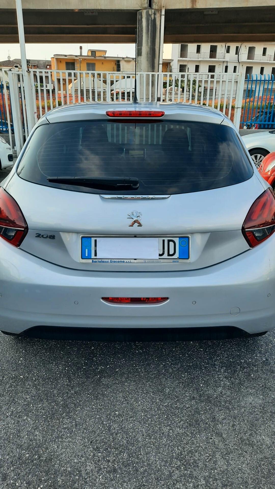 Peugeot 208 BlueHDi 75 5 porte Allure