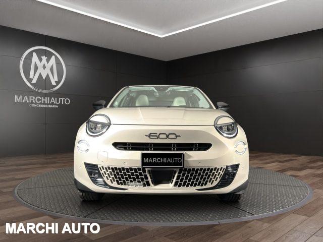 FIAT 600 Hybrid 110 CV DCT MHEV La Prima
