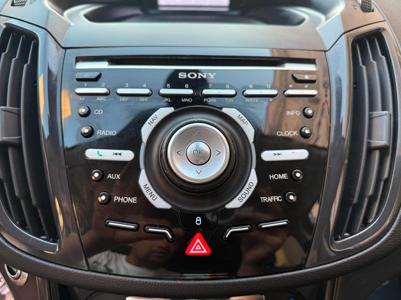 FORD KUGA TITANIUM 2.0 POWERSHIFT 140CV PELLE NAVI CAM ANNO 2014