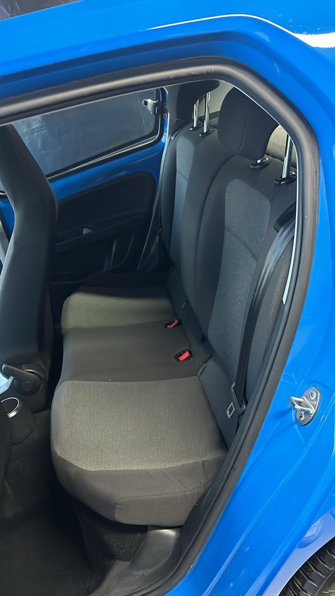 Volkswagen up 1.0 Metano BlueMotion Technology 2014