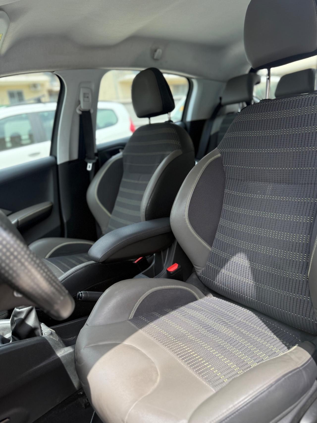 Peugeot 208 PureTech 82 5 porte Allure