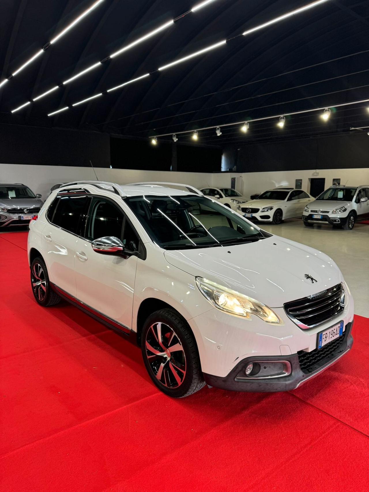 PEUGEOT 2008 NEOPATENTATI