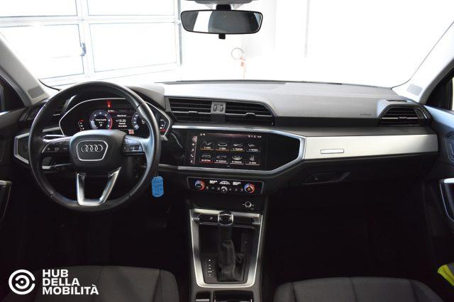 AUDI Q3 40 TDI quattro S tronic Business