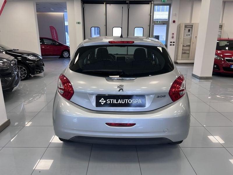 Peugeot 208 PureTech 82 5 porte Allure