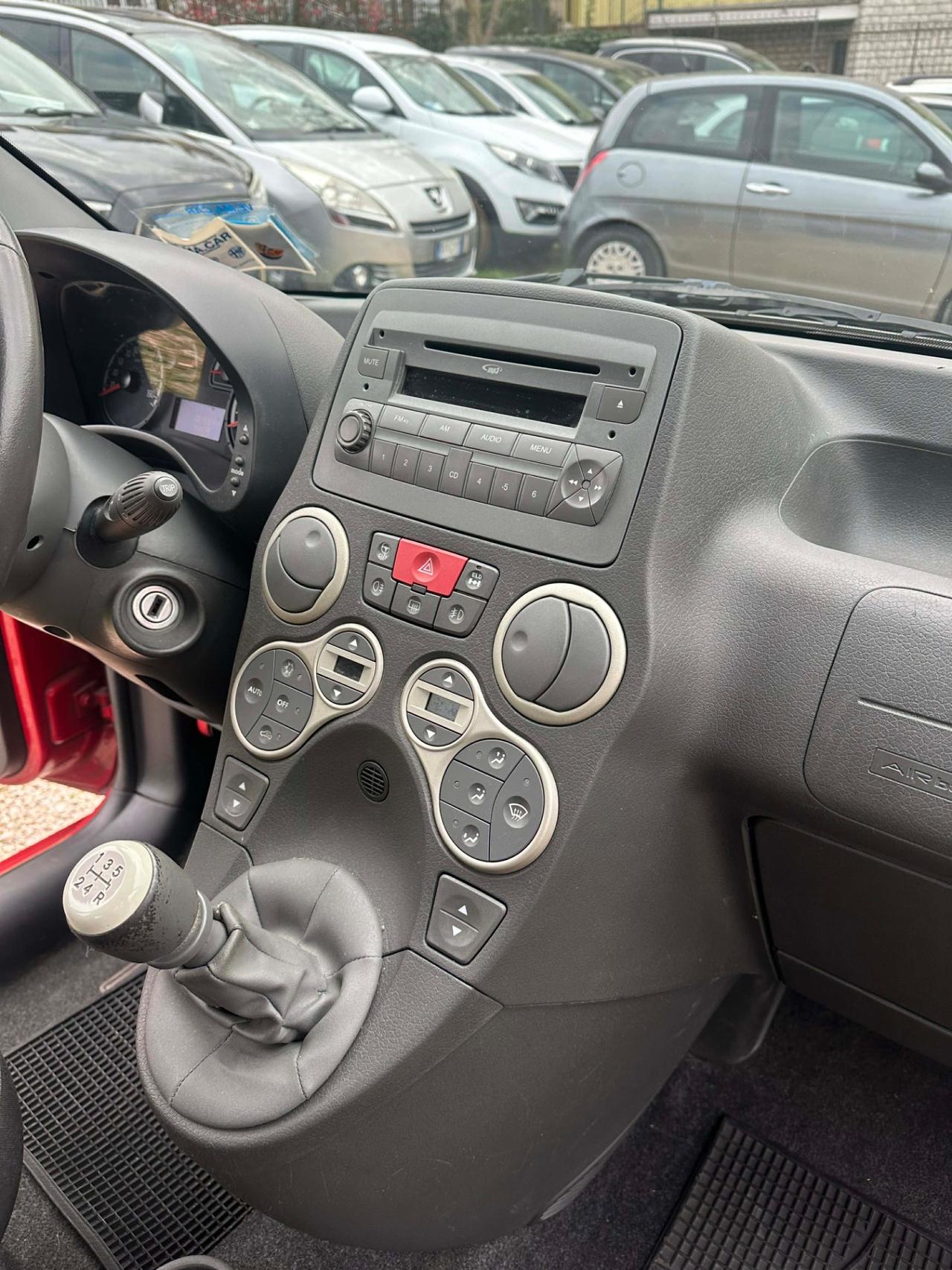 Fiat PANDA 1.3 MJT 75 CV CROSS S&S KMCERT NEOPAT