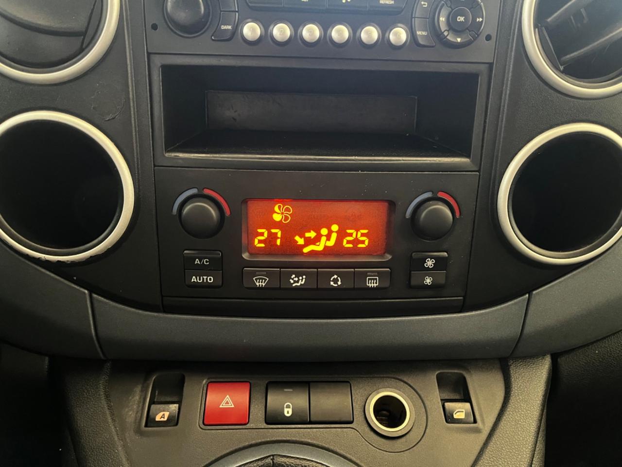 Peugeot Partner 1.6 HDi 115CV Autocarro 5 Posti