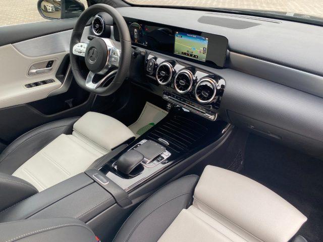 MERCEDES-BENZ A 220 d Automatic Premium