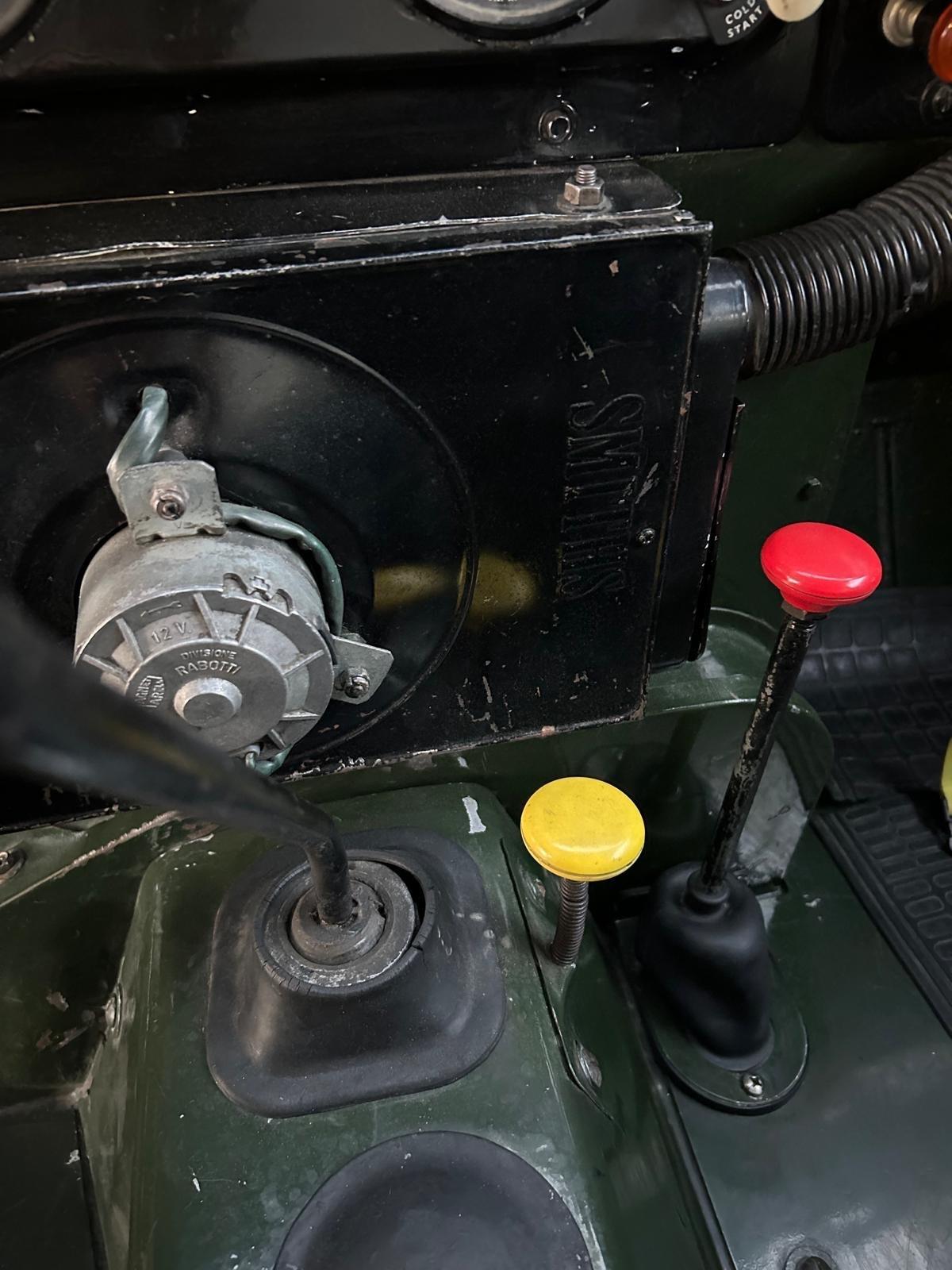 Land Rover Defender 110 diesel Hard-top