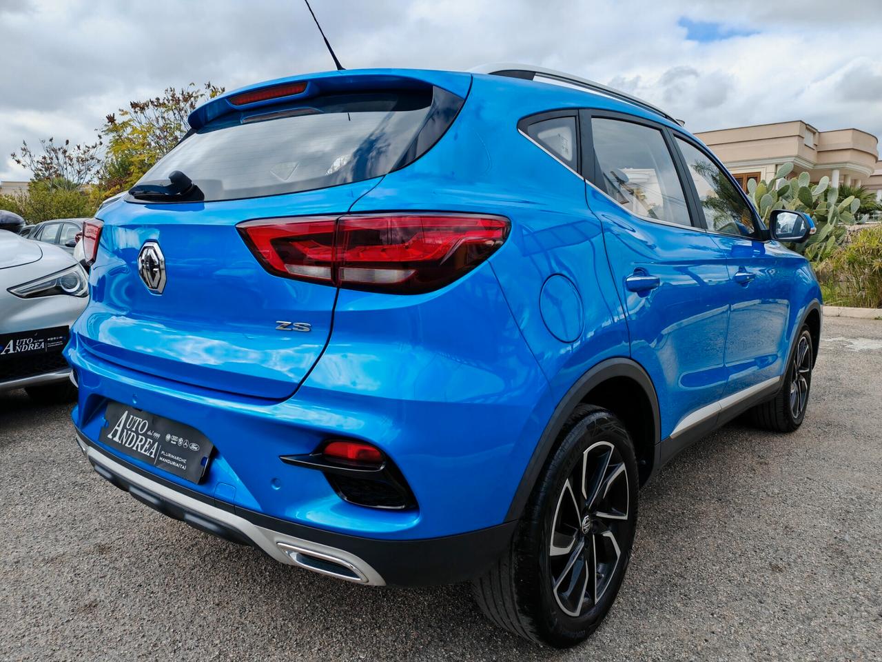 Mg ZS 1.0T-GDI tetto pelle navig cam Luxury